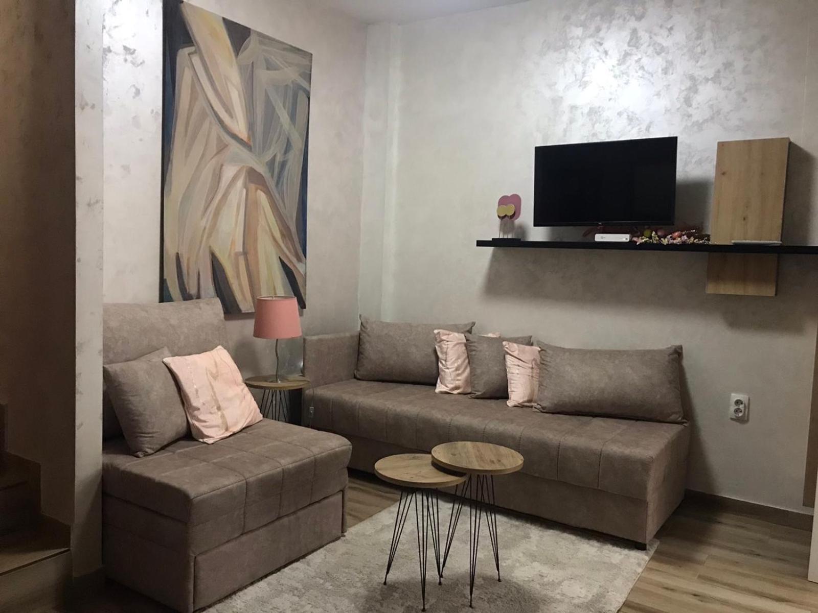 Apartments Dunja โนวีซาด ภายนอก รูปภาพ